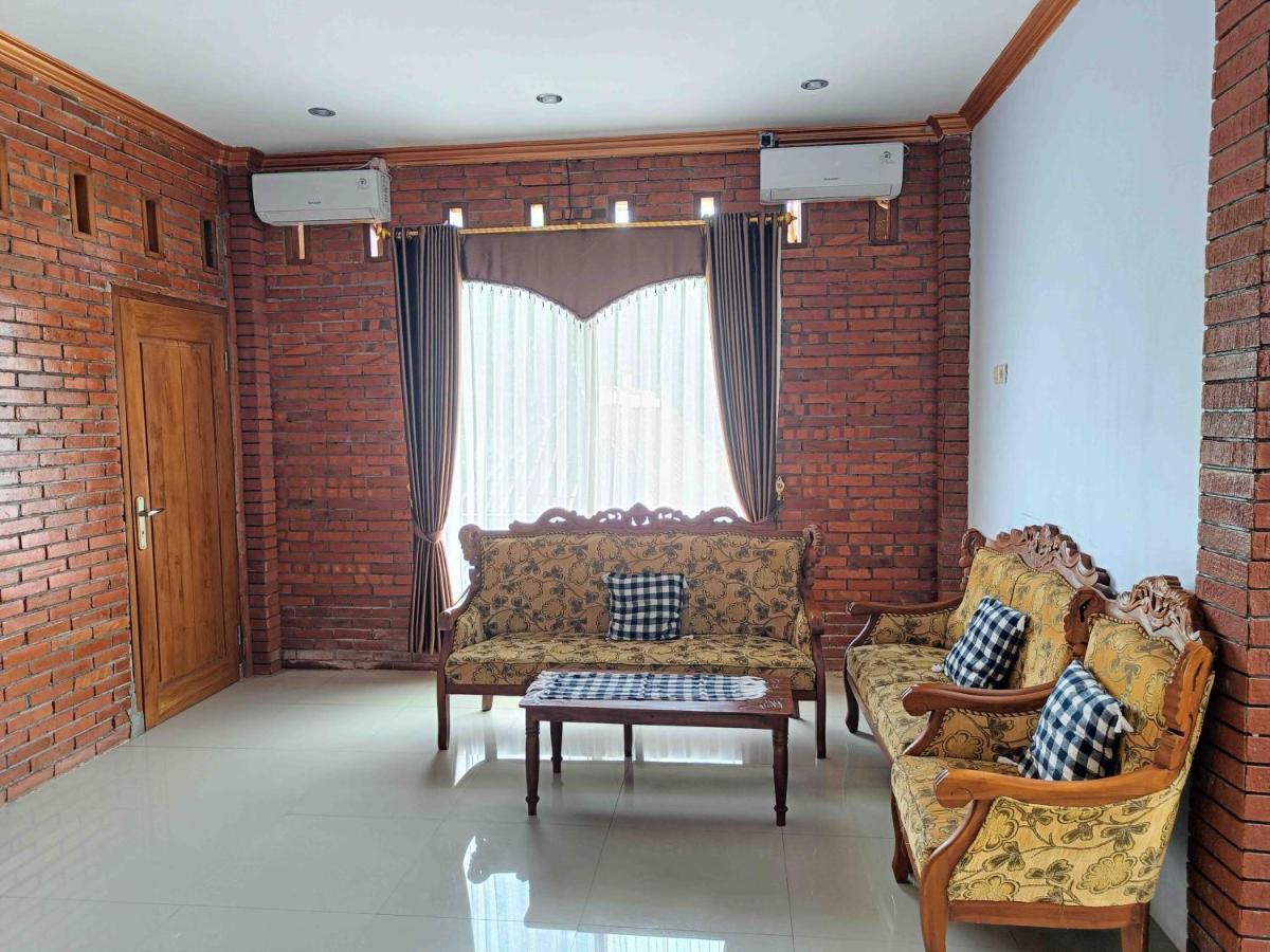 Jogo Segoro Homestay Mitra Reddoorz Near Pantai Sundak Gunungkidul Ngandong Zewnętrze zdjęcie